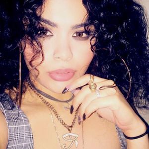 Meet your Posher, Teresa